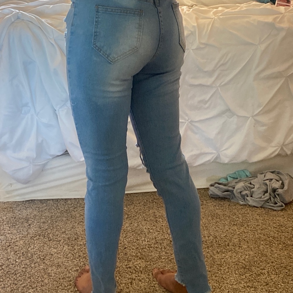 Romwe Ripped Blue Jeans
